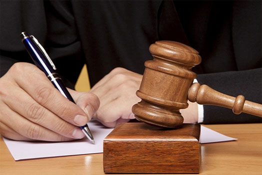 وکیل قاضی بازنشسته دیوان عدالت اداری