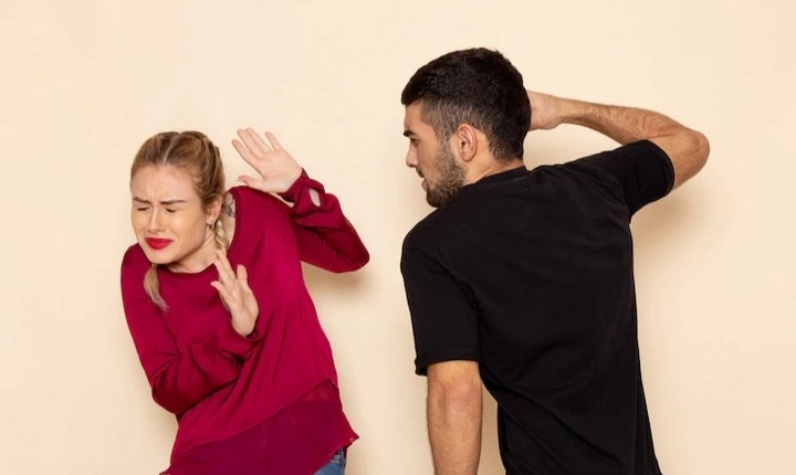 دیه سیلی زدن و مجازات چک زدن